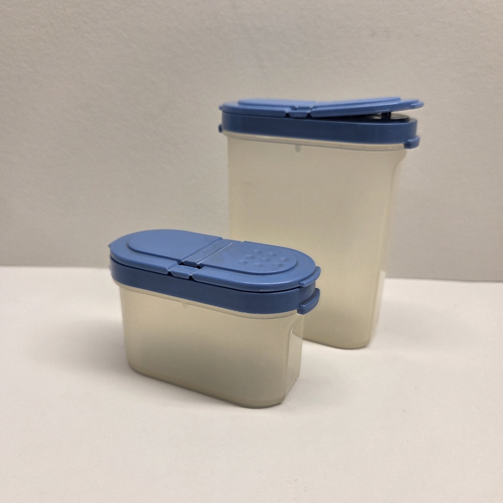 Tupperware Modular Blue Shakers Spice Mates Kitchen Storage 1x 1846 & 1x 1843